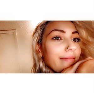 Meet your Posher, Skylar